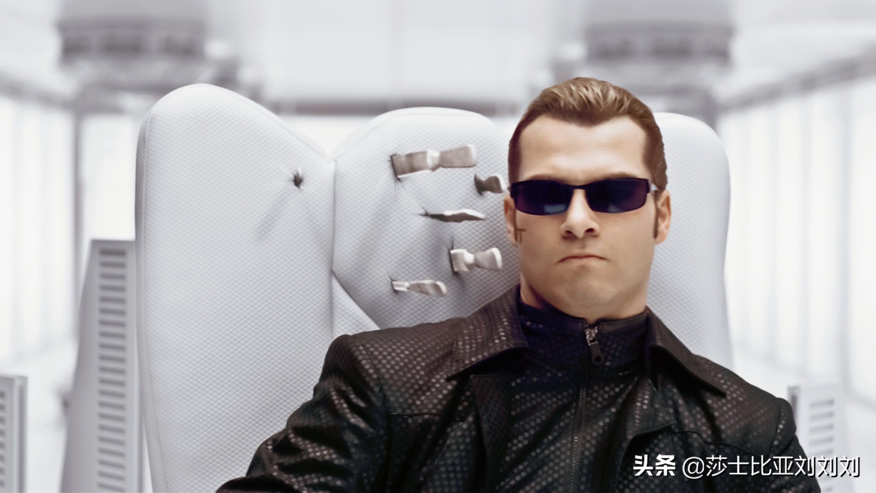 生化危机爱丽丝卡洛斯什么关系（生化危机卡洛斯人物简介）